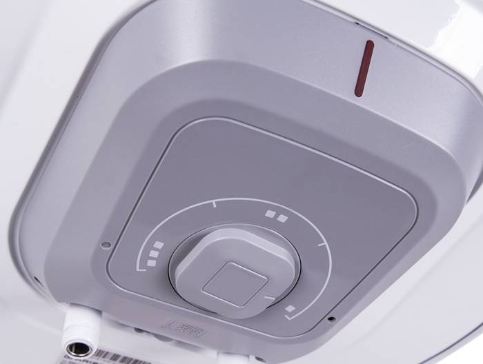 Бойлер Ariston PRO1 R ABS 30 V Slim